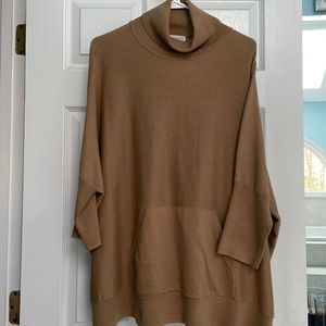 MICHAEL Michael Kors Sweater Dolman sleeves turtleneck kangeroo pocket Medium